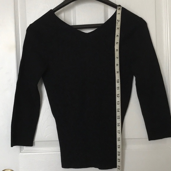 V Neck Pullover Ribbed w Rosette Stretch Sweater - Picture 8 of 10
